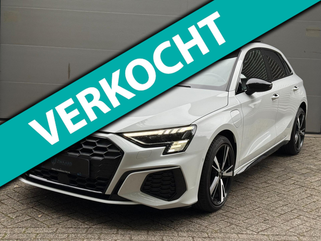 Audi A3 Sportback 45 TFSI e S edition Competition l Pano l Volleder l Virtual l Fabrieksgarantie 09-2026 l VDOH l VDOH 52480034-0.jpg | Zwaard Auto's
